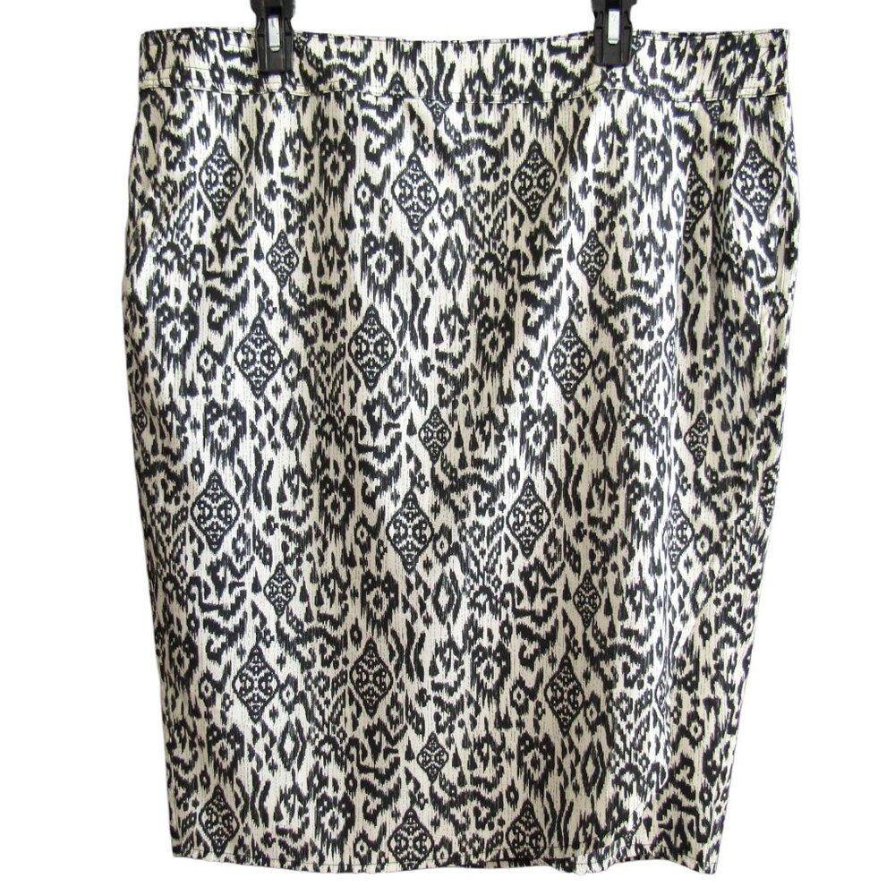 RipSkirt Hawaii Skirt Sz XXL Cream Black Ikat Abstract 26.5 In Length 3 Pockets